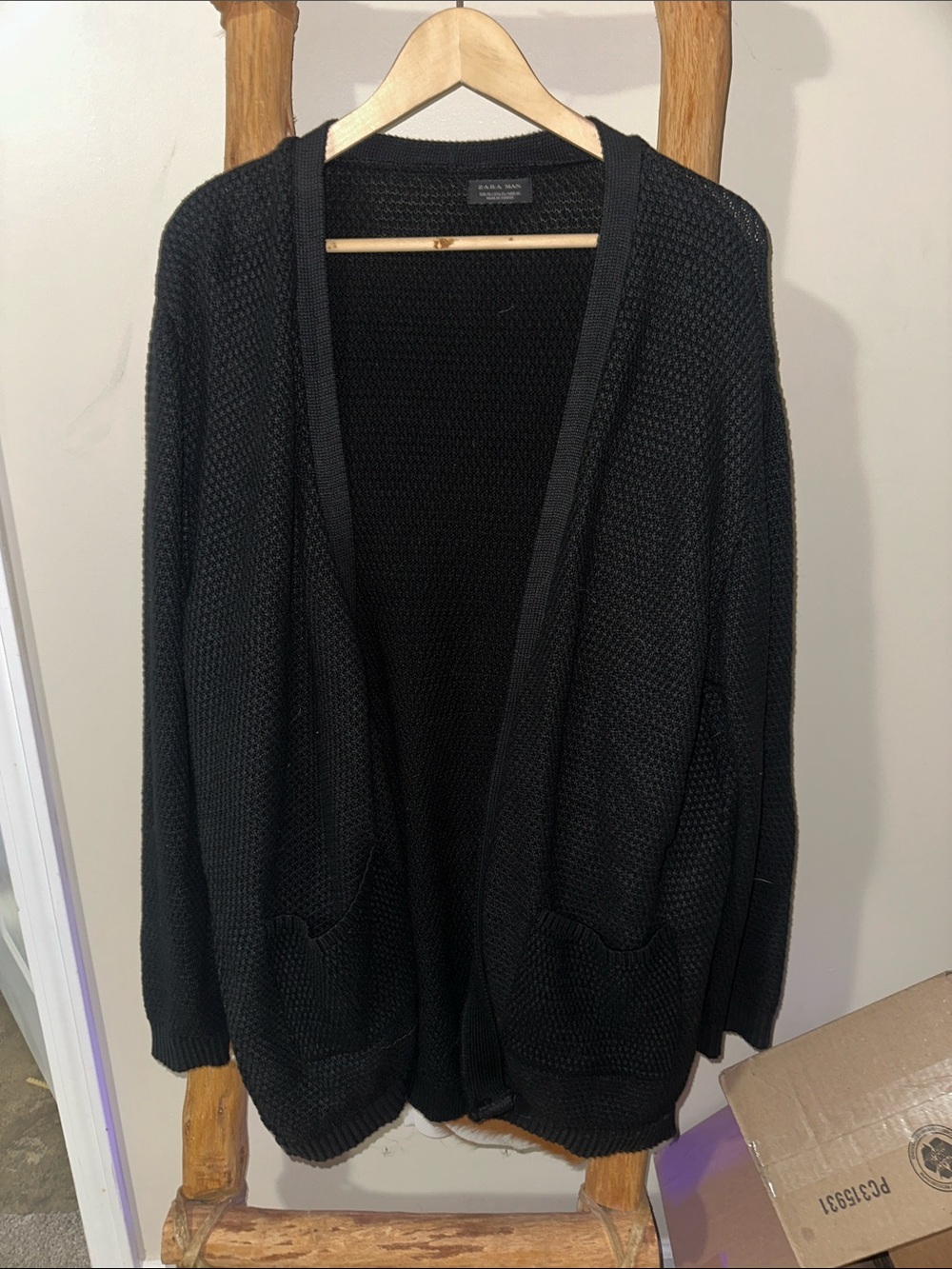 Zara Men’s Black Cardigan